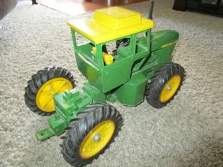 John Deere Farm Toy Extremely Rare 4WD 7520 1 One Single Hole Exhaust 2