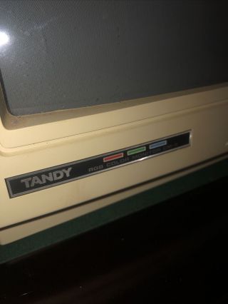 RARE Vintage Tandy CM - 5 COLOR RGB monitor - 2