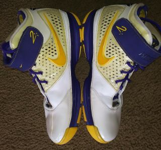 La Lakers Kobe Bryant Shoes Nike Colorway Zoom 2 Ii Finals Los Angeles 24 Rare