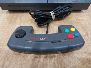 Rare - Commodore Amiga Cd32 (pal) Console And Controller Only - &