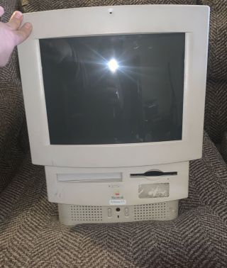 Vintage Apple Macintosh Performa 575 Personal Computer Read Rare