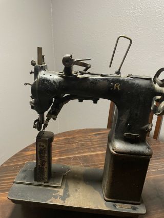 Rare Antique Singer Sewing Machine 51 W 31