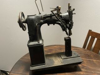 Rare Antique Singer Sewing Machine 51 W 31 2