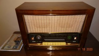 Ultra Rare Saba Meersburg Automatic 7 Radio - Professionally Restored 4 Parts
