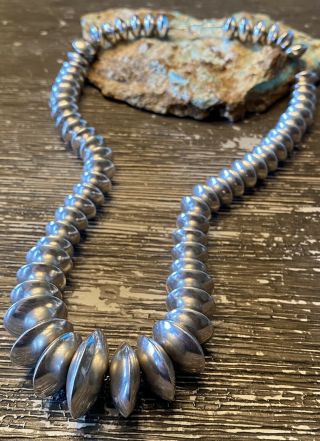 Rare Elegant Old Navajo Signed Handmade Sterling Pearl Bench Bead Necklace See