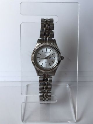Citizen 1002 - R15097 Vintage Rare Wrist Watch Quartz Ladies Chronograph Date Day 2