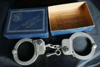 Rare Vintage Smith & Wesson Model 94 Handcuffs Key & Box W Instructions