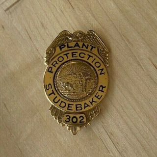 RARE Antique STUDEBAKER Plant Protection Badge 302 - Gold Tone 2