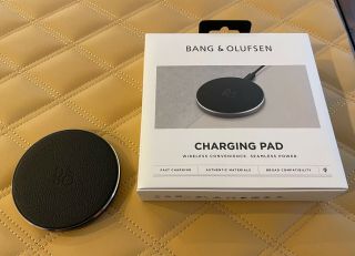 Bang & Olufsen Beoplay Charging Pad Black Leather Rare Must Have
