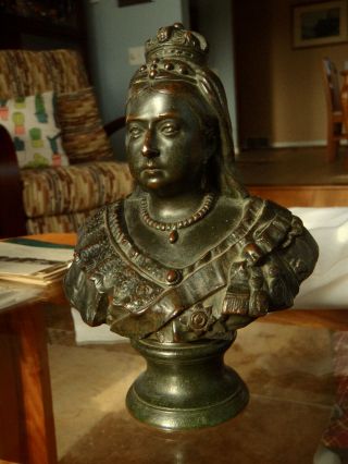 Rare Bronze Bust Sculpture Of Queen Victoria 5 1/2 Lbs.  Finial Antique 7 " Tall