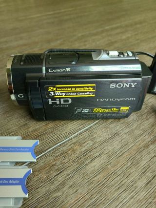 Sony Hdr - Cx500v 32gb Hd Digital Camcorder Nightshot 12 Megapixels Rare