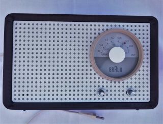 Vintage BRAUN SK 2 Radio,  RARE Brown color case,  1950s Braun tube radio.  - READ - 6