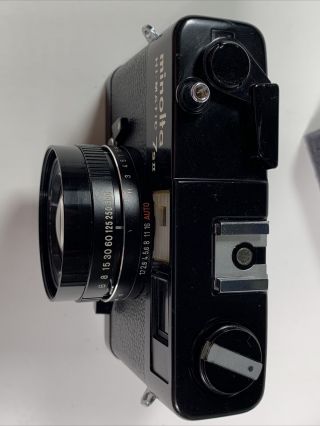 Minolta Hi - Matic 7s II Rangefinder Camera with Rokkor 40mm f1.  7 lens - Rare Black 4