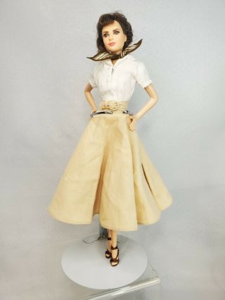 Audrey Hepburn Barbie Doll from Roman Holiday Collectors Edition NO BOX Rare 2