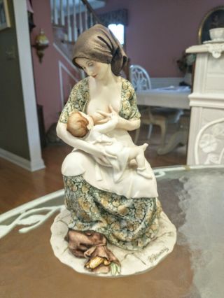 Rare Stunning Giuseppe Armani Mother Breast Feeding Capodimonte Italian Figurine