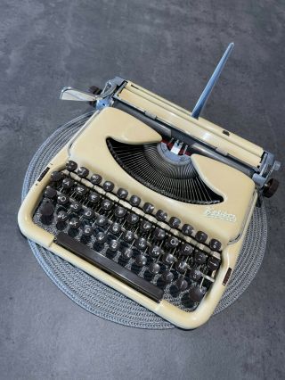 Rare Portable Groma Kolibri Luxus Typewriter Schreibmaschine Máquina De Escrever