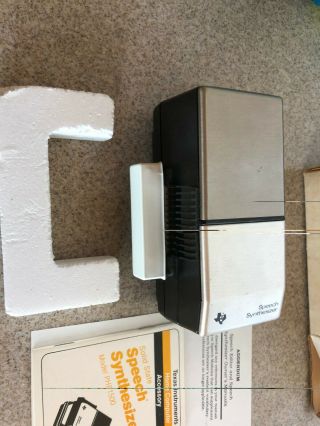 RARE FIND - TEXAS INSTRUMENTS TI - 99/4A SPEECH SYNTHESIZER PHP1500 - 2