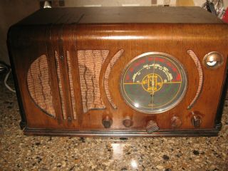 Fada 270t Green Tuning Eye Restored Rare Table Wood Radio Beauty