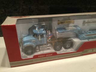 First Gear 1:50 Mack Granite MP w/ Tri - Axle Lowboy Trailer Chicago 50 - 3114 RARE 3