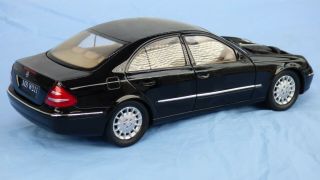 Rare Mercedes Benz 1:18 Kyosho E320 W211 E Class Saloon Sedan Toy Car