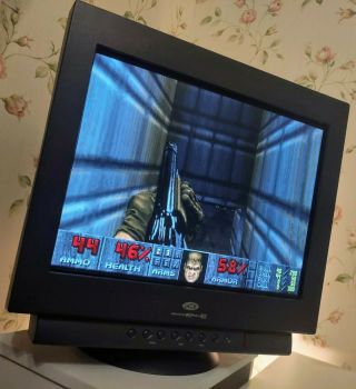 Very Rare Lacie 19 " Electronblue Prophoto Gaming Crt Monitor 1920x1440 160hz