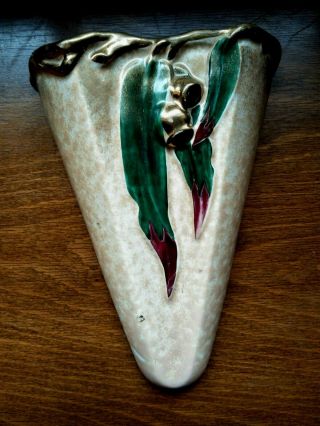 Rare Diana Australian Pottery Gumnut Gumleaf Wall Vase Wall Pocket
