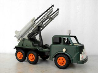 VINTAGE RARE MILITARY TRUCK PORTABLE ROCKET Surface - to - air missile USSR TOY 60 ' s 2