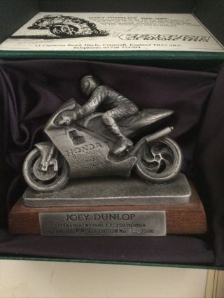 Joey dunlop glen English 220 of 500 With Certificate Of Authenticity - Rare 2