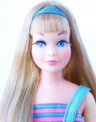 Gorgeous Rare Htf Vintage Medium Blonde Twist N Turn Skipper Doll