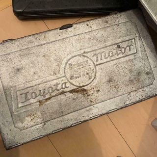 TOYOTA Motor Vintage Tool Box TEQ Storage Retro Old Logo Rare 2