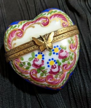 Rare Euc Limoges France Peint Main Hand Signed Heart Box Butterfly Clasp