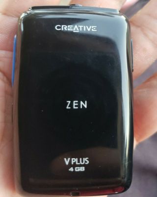 Creative Zen V Plus Black/blue 4gb Digital Media Mp3 Player Rare Collectible