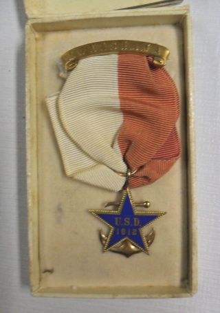 National Society Of The United States Daughters Of 1812,  Rare Medal.