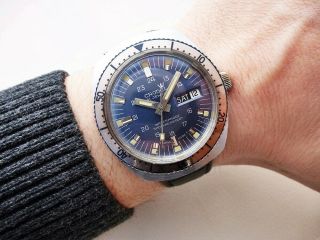 Rare Swiss Cronel Day/date Diver Vintage Wristwatch From 1970 