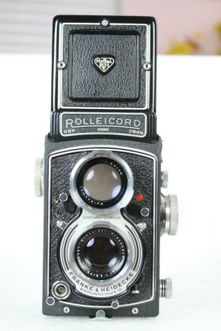 Rare - Vintage Rolleicord Va - Model 2 Tlr Camera & Schneider Kreuznach 75mm/f1:3.  5