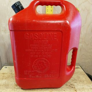 Rare Blitz Pre - Ban 6 Gallon 16 Oz.  Gas Can Model No.  11841 Vintage