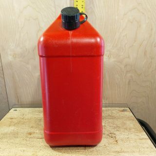 Rare Blitz Pre - Ban 6 Gallon 16 Oz.  Gas Can Model No.  11841 vintage 2