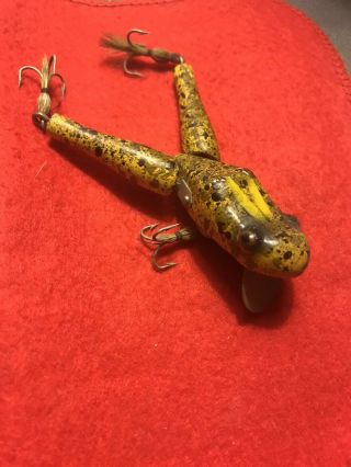 Vintage Antique RARE LARGE MUSKY SIZE Paw Paw Watta Wood Frog FISHING LURE 2
