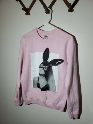 Rare Official Ariana Grande Dangerous Woman Tour Sweater Pink Small Merchandise