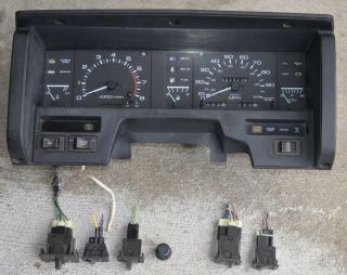 90 - 92 Nissan D21 Pathfinder Instrument Cluster Top Package W Trim & Rare