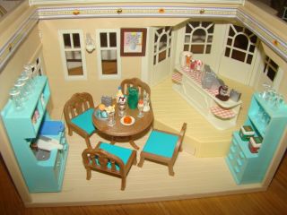 Sylvanian Families John Lewis Department Store & Cafe Boxed Rare Calico Critters 3