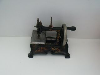 Rare Antique 1880 Cast Iron German Muller Child ' s Toy Sewing Machine 2