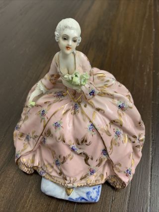 Rare Vinrage L Fabris Porcelain Royal Lady Figurine.  Made In Italy.