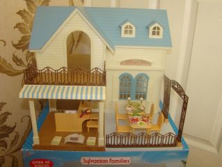 Sylvanian Families RARE Courtyard Restaurant Boxed Complete Calico Critters 3