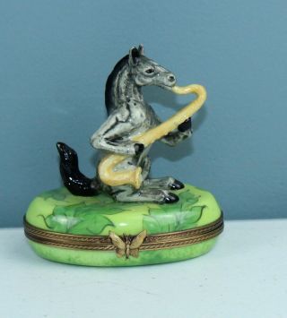 Rare Trinket Box Limoges Peint Main Horse Playing A Saxophone