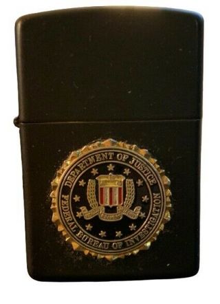 Rare Vintage 1994 Zippo Lighter Black Finish W/ Dept Of Justice /fbi Emblem