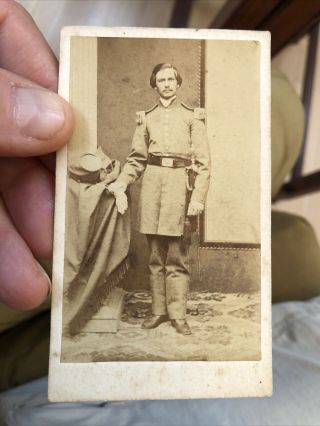 Rare Cdv Civil War Era Officer Photo W/ Sword