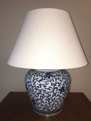 Rare Ralph Lauren Large Porcelain Ginger Blue/White Flowered Table Lamp 2