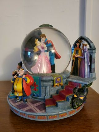 Rare Disney Store Sleeping Beauty " Once Upon A Dream " Snow Globe (dress Lights)