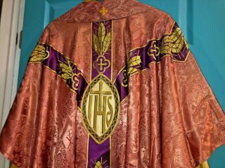GORGEOUS RARE VINTAGE CATHOLIC PRIESTS PINK ROSE & GOLD BROCADE CHASUBLE & STOLE 2